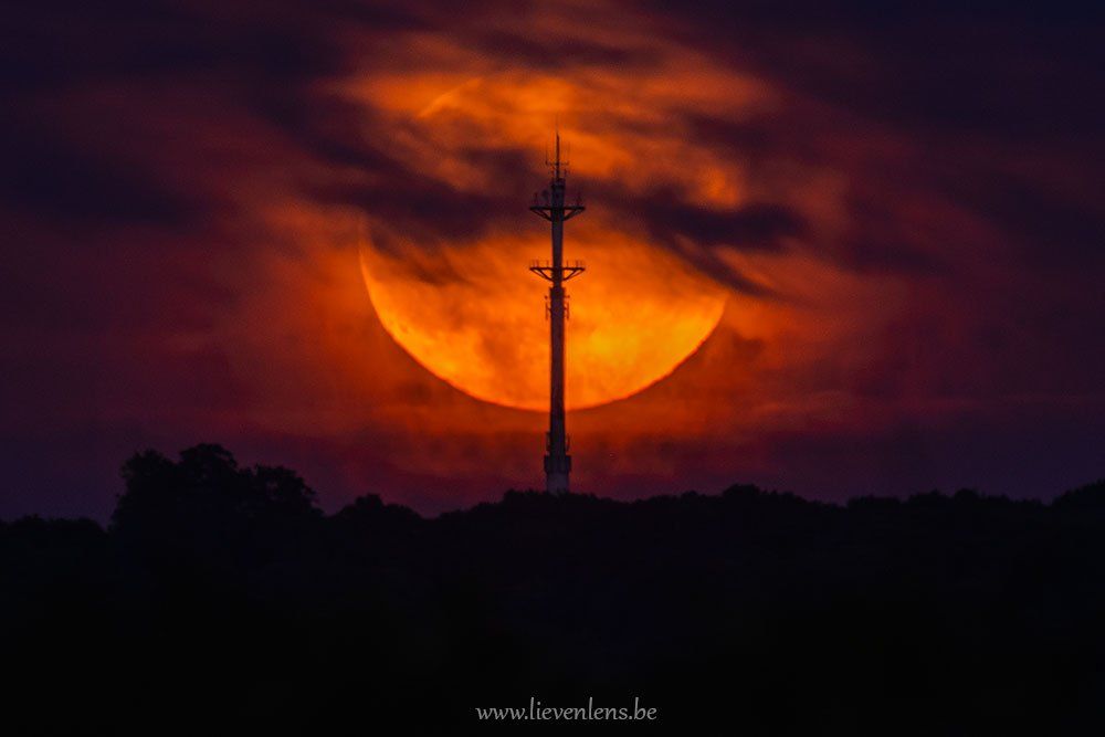 super moon