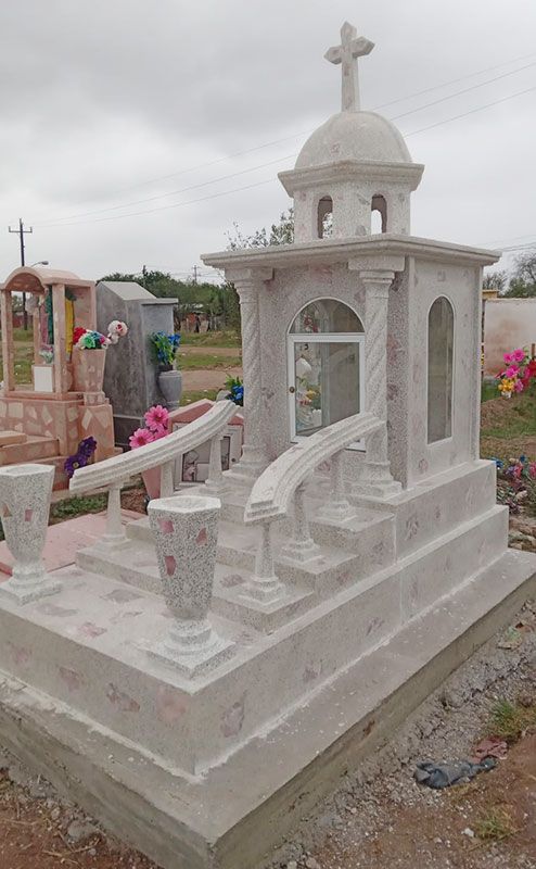 FLORERÍA REYNA Y FLORERÍA KETER