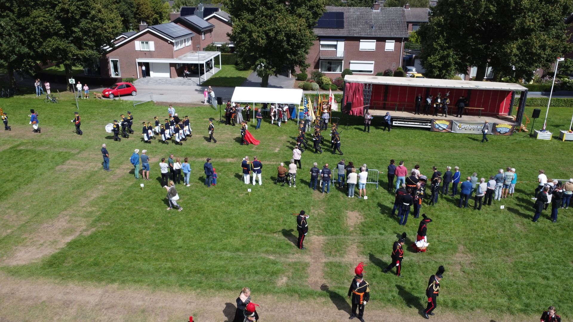 ZONDAG 27 AUGUSTUS: BONDSFEEST