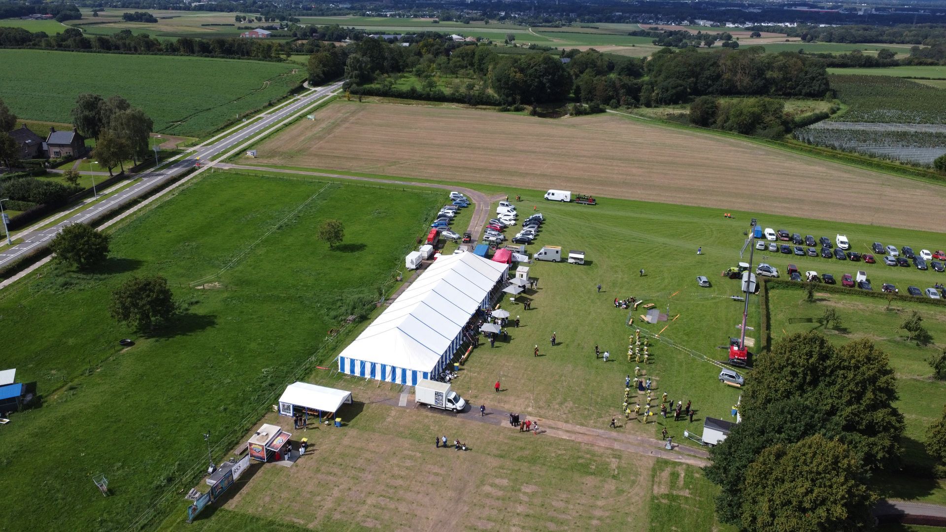ZONDAG 27 AUGUSTUS: BONDSFEEST
