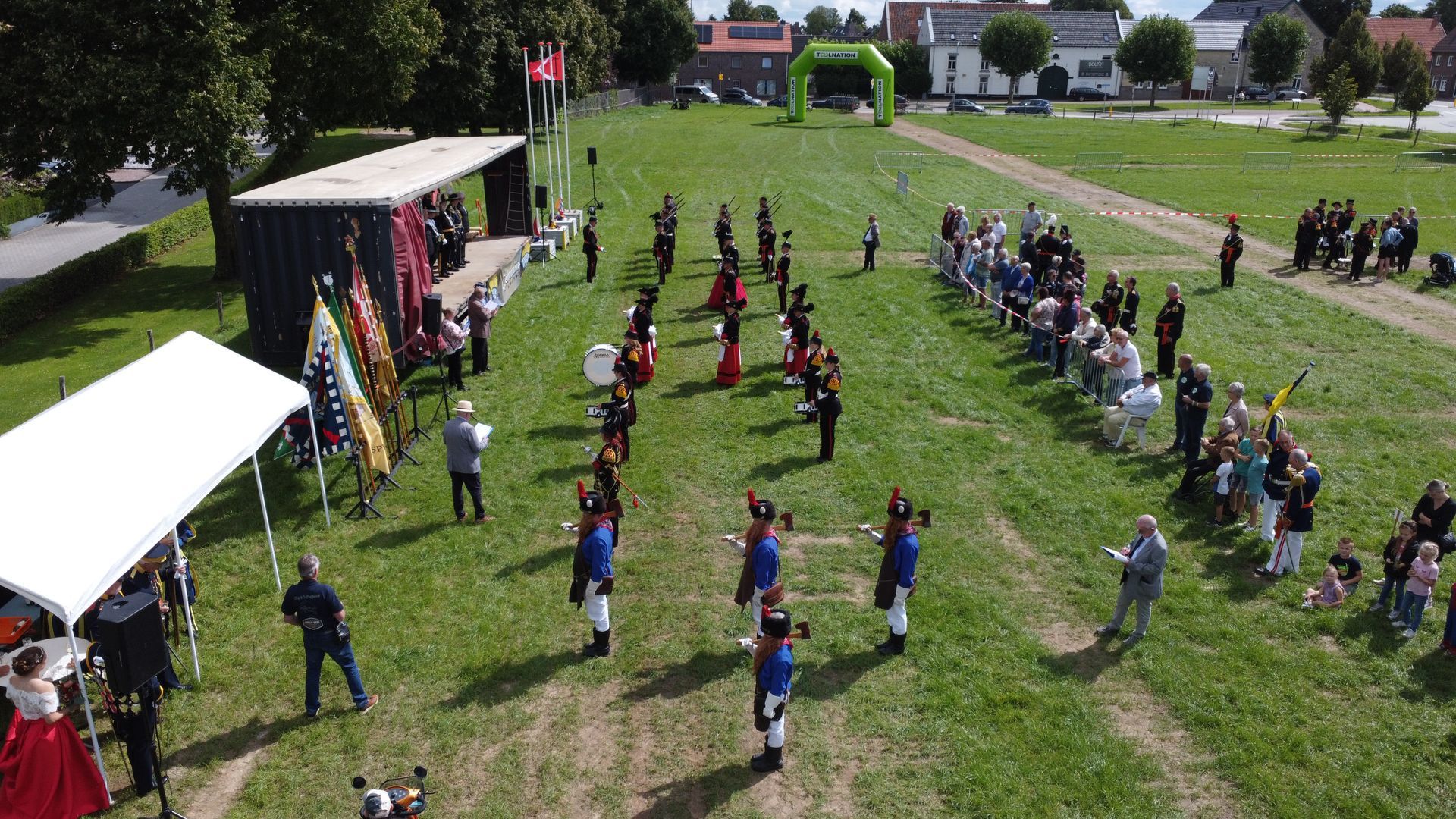 ZONDAG 27 AUGUSTUS: BONDSFEEST