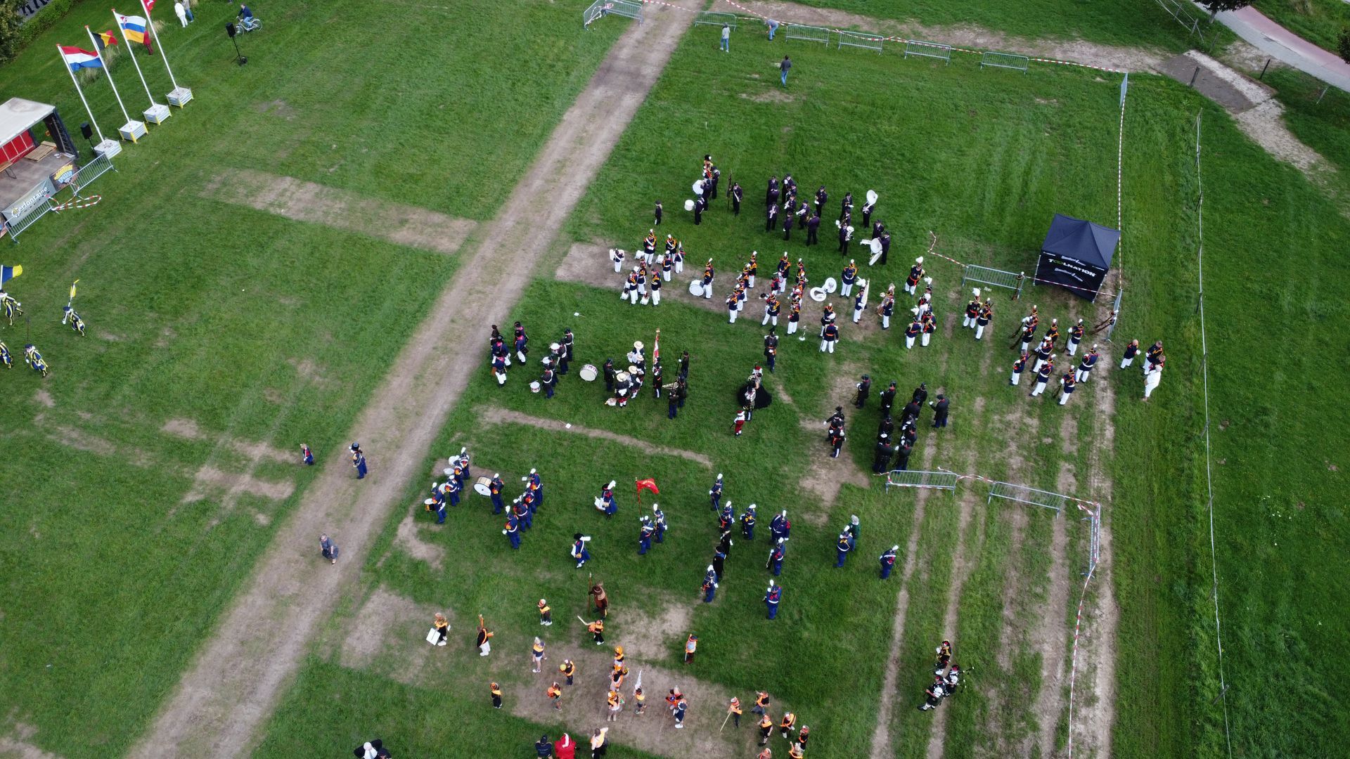 ZONDAG 27 AUGUSTUS: BONDSFEEST