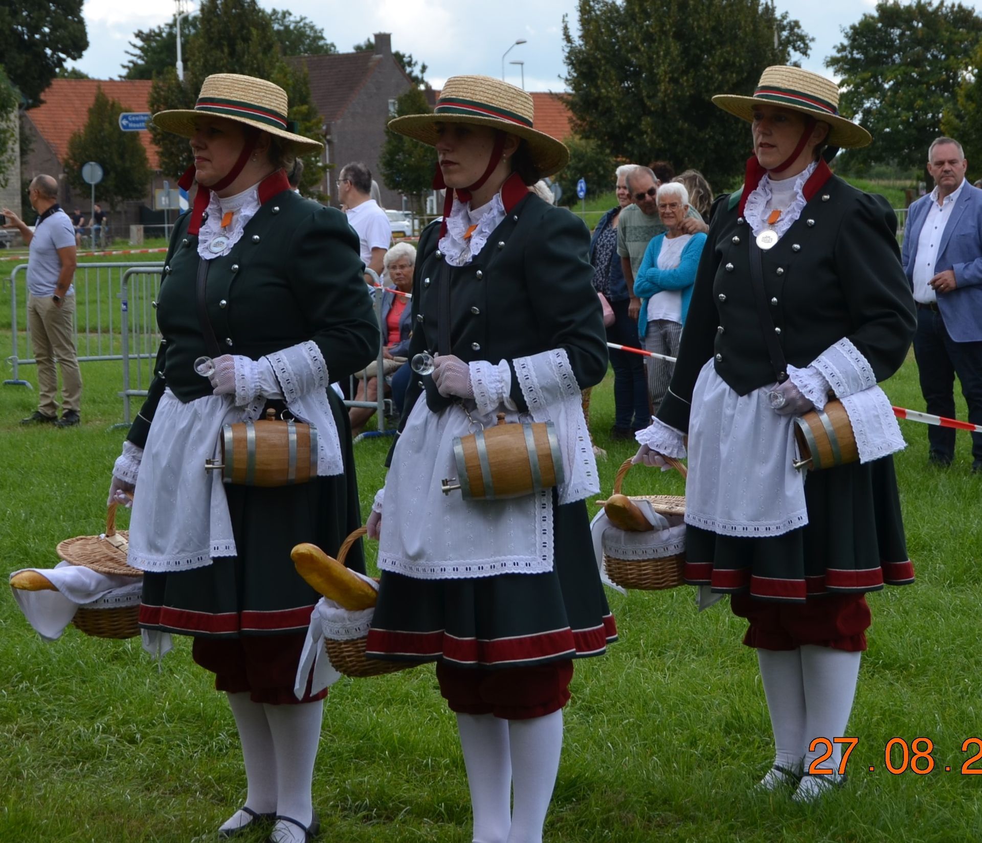 ZONDAG 27 AUGUSTUS: BONDSFEEST