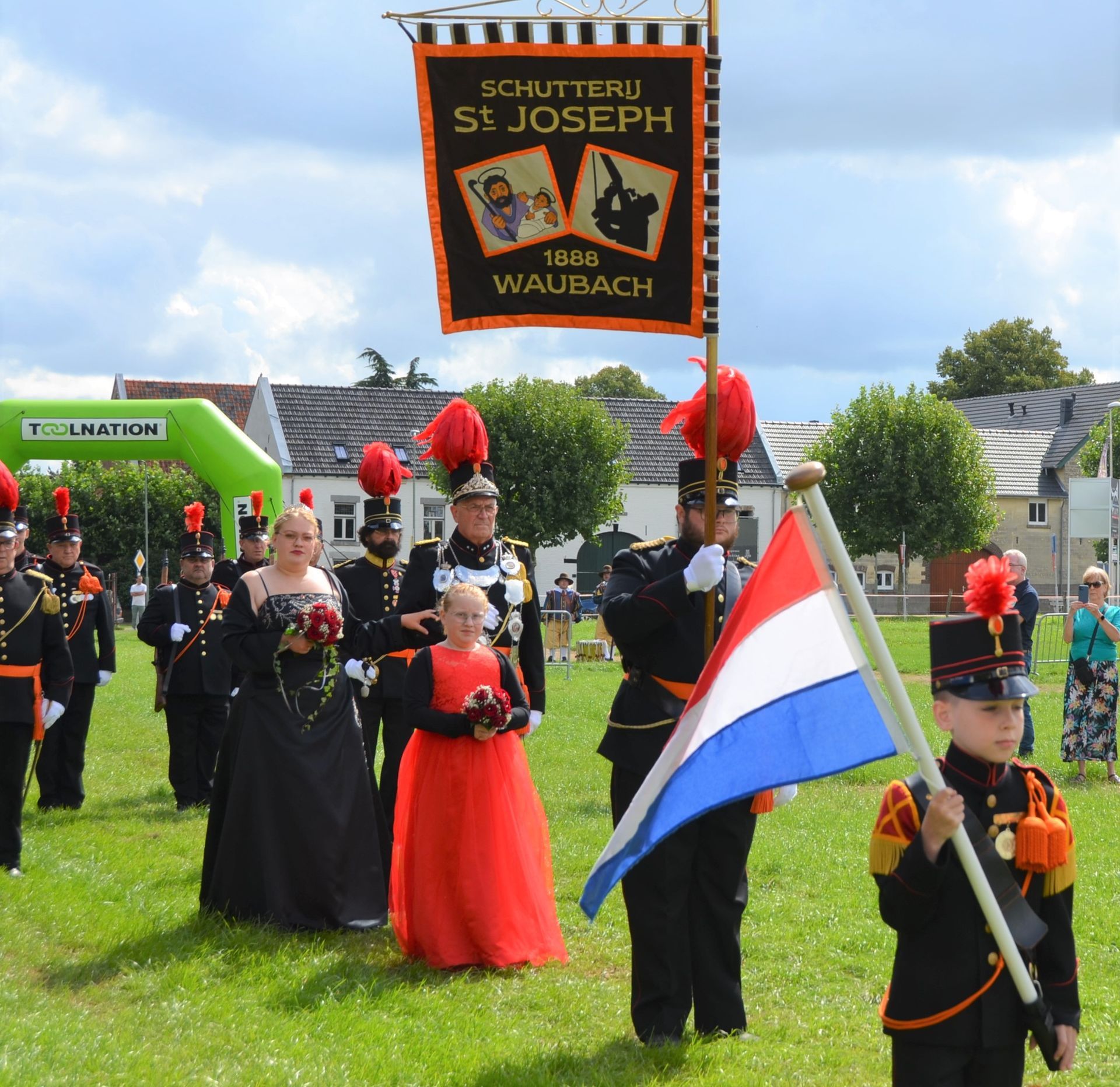 ZONDAG 27 AUGUSTUS: BONDSFEEST