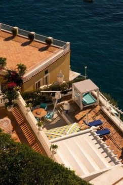 Quiet terrace overlooking the Mediterranean Sea in Positano Quiet terrace overlooking the Mediterranean Sea in Positano