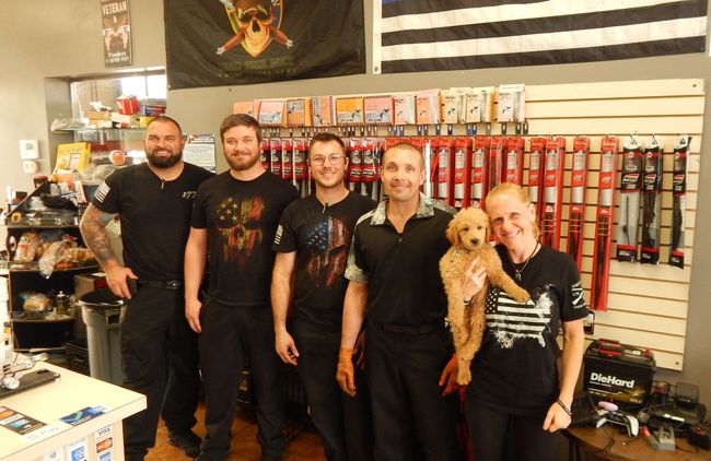 kings-auto-mechanics-team