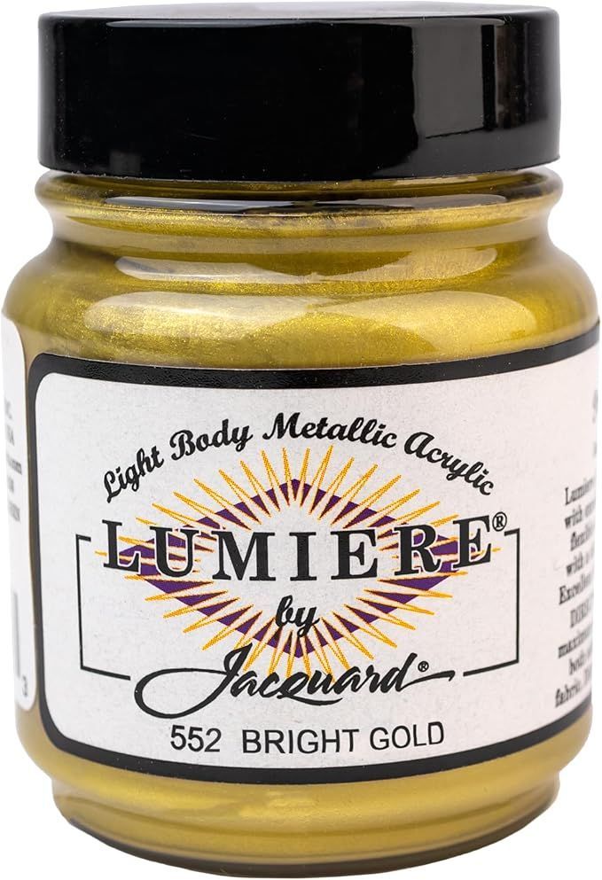 Photo of a golden Lumiere paint.
