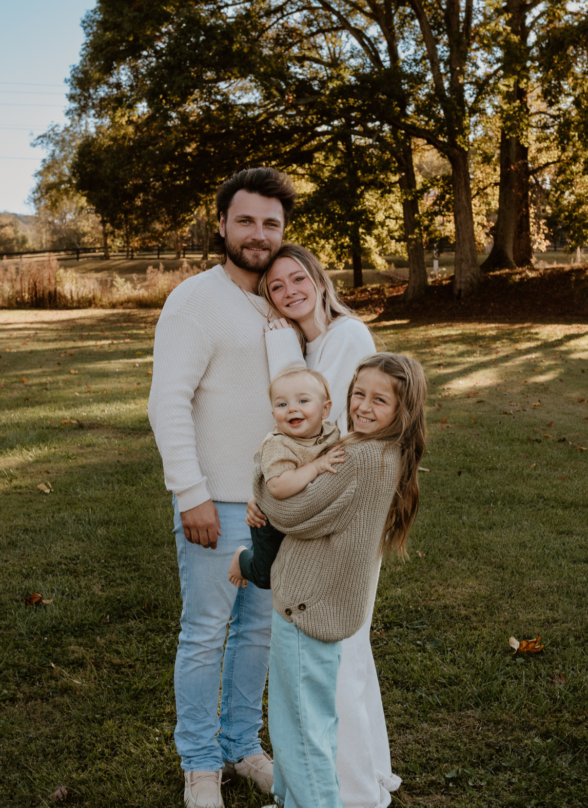 Valor Roofing & Exterior family photo