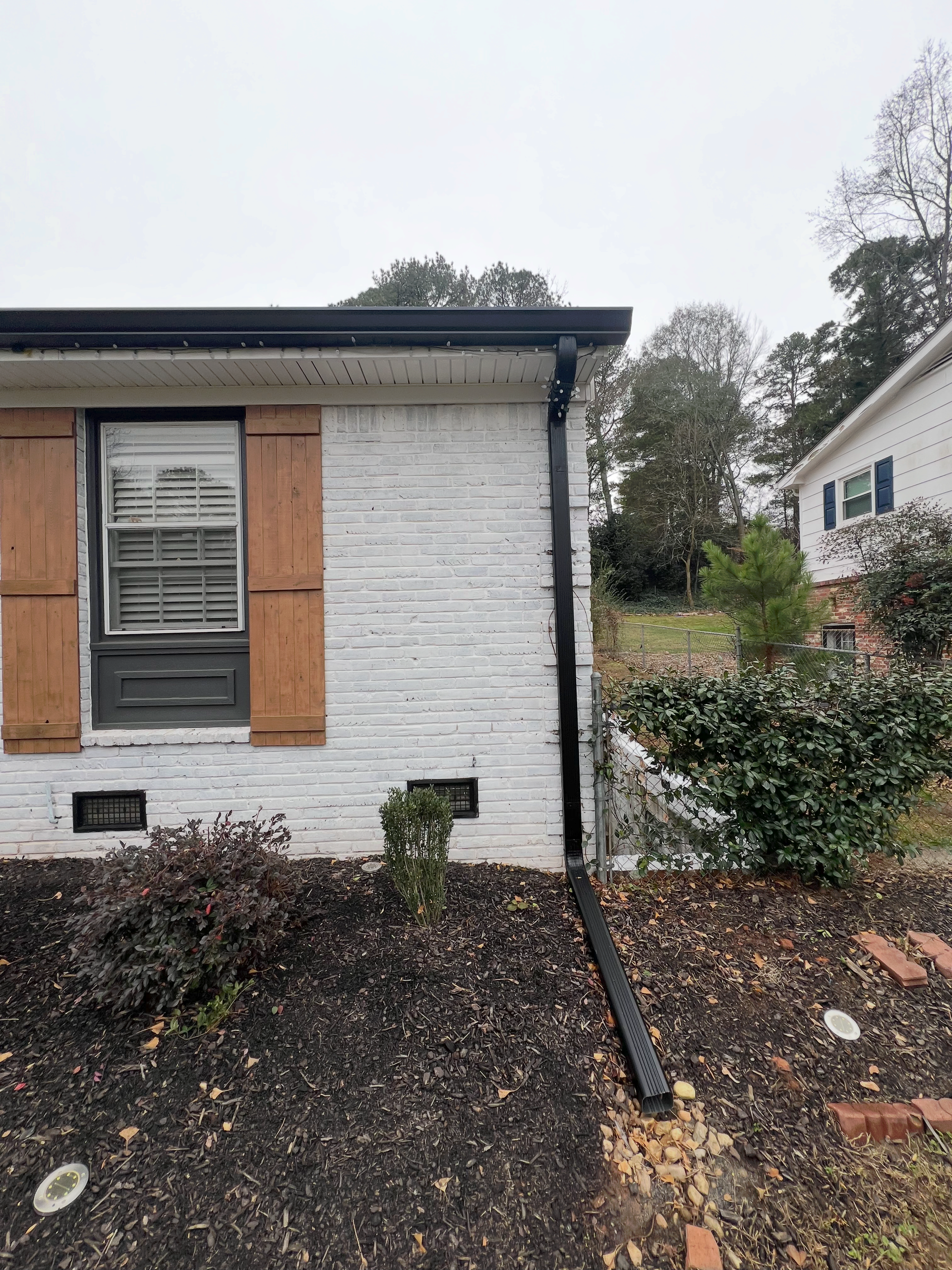 Valor Roofing & Exterior gutters project