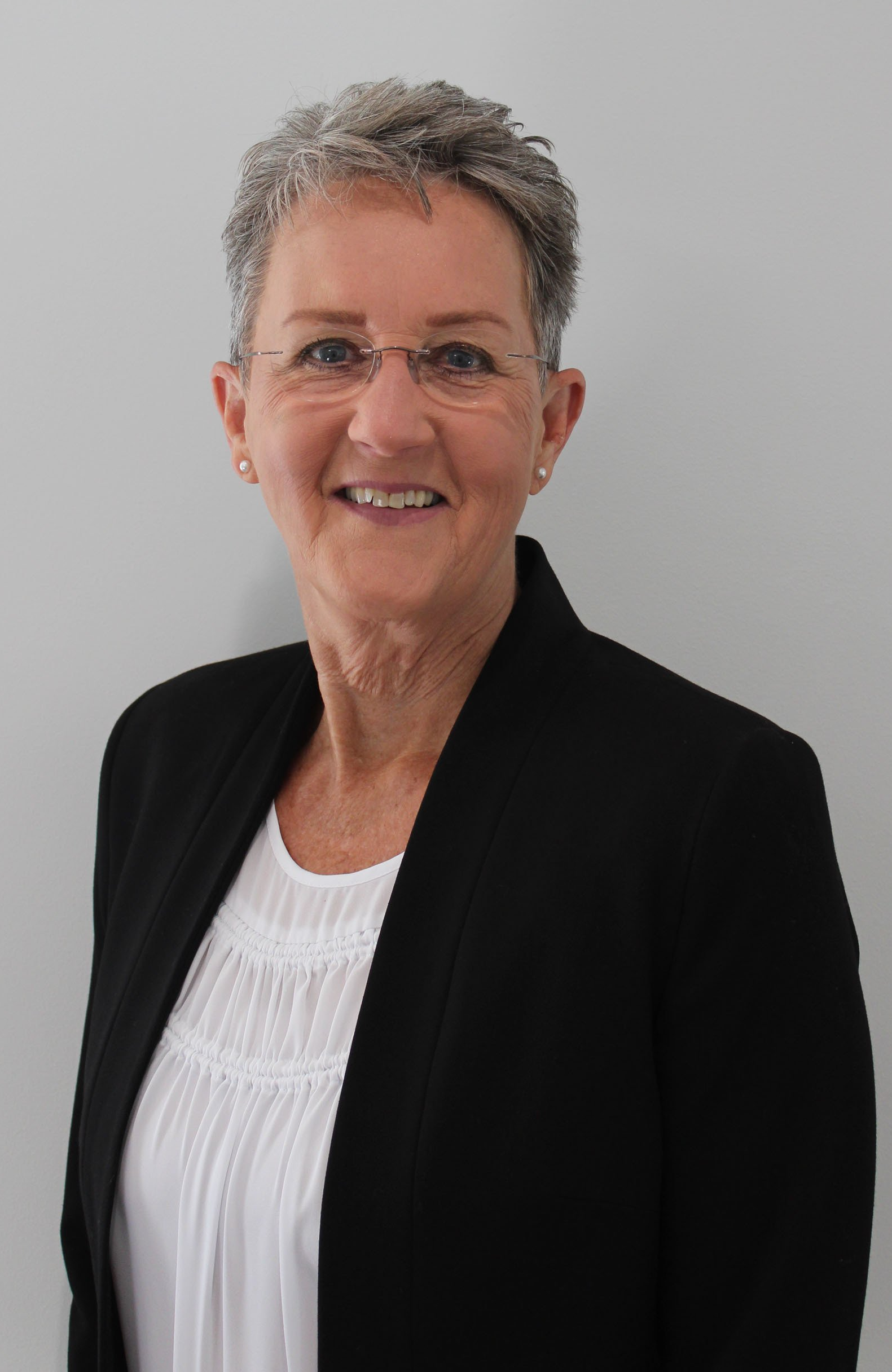 Linda Lee