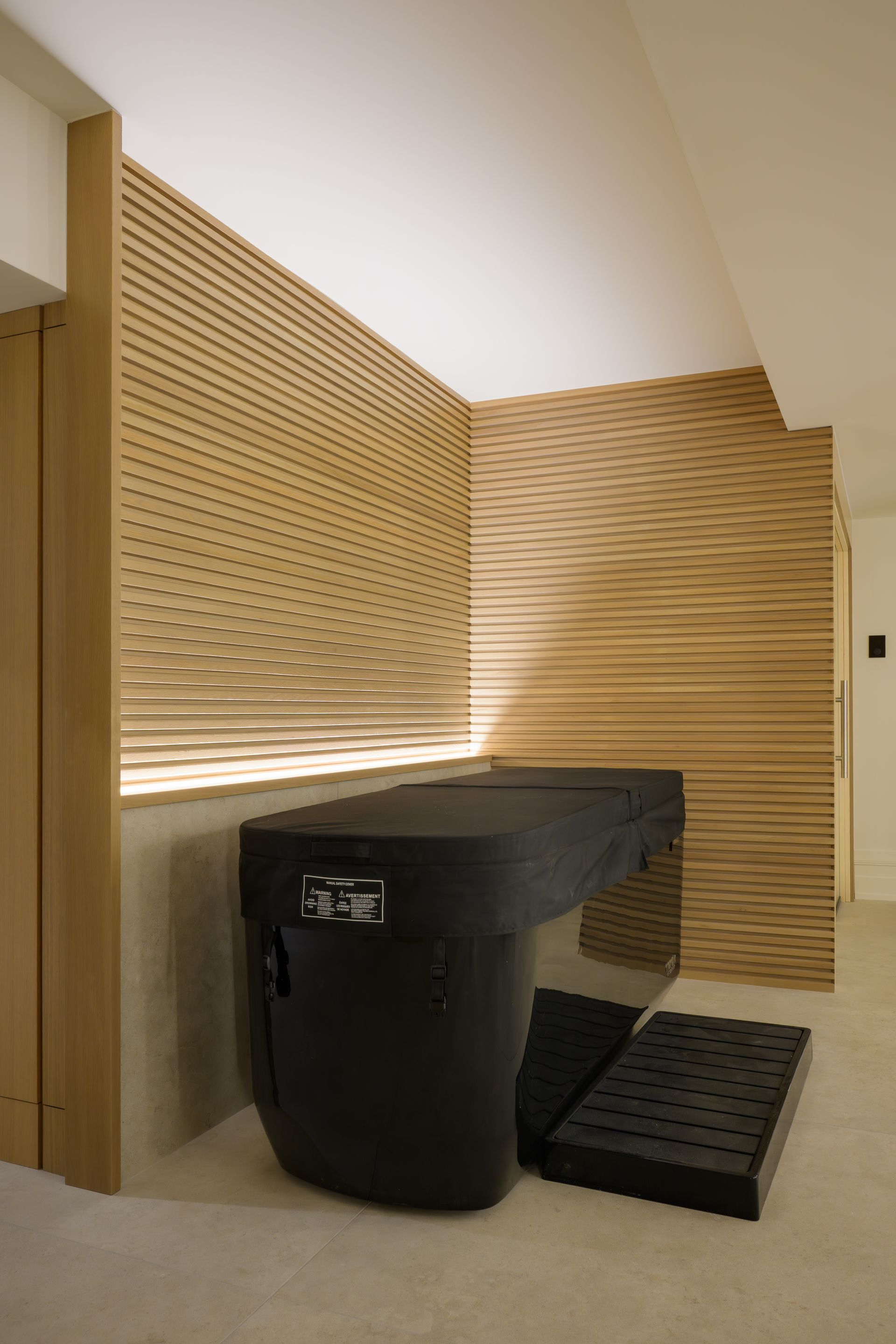 Custom hot tub surround, wire brushed, rift sawn white oak.