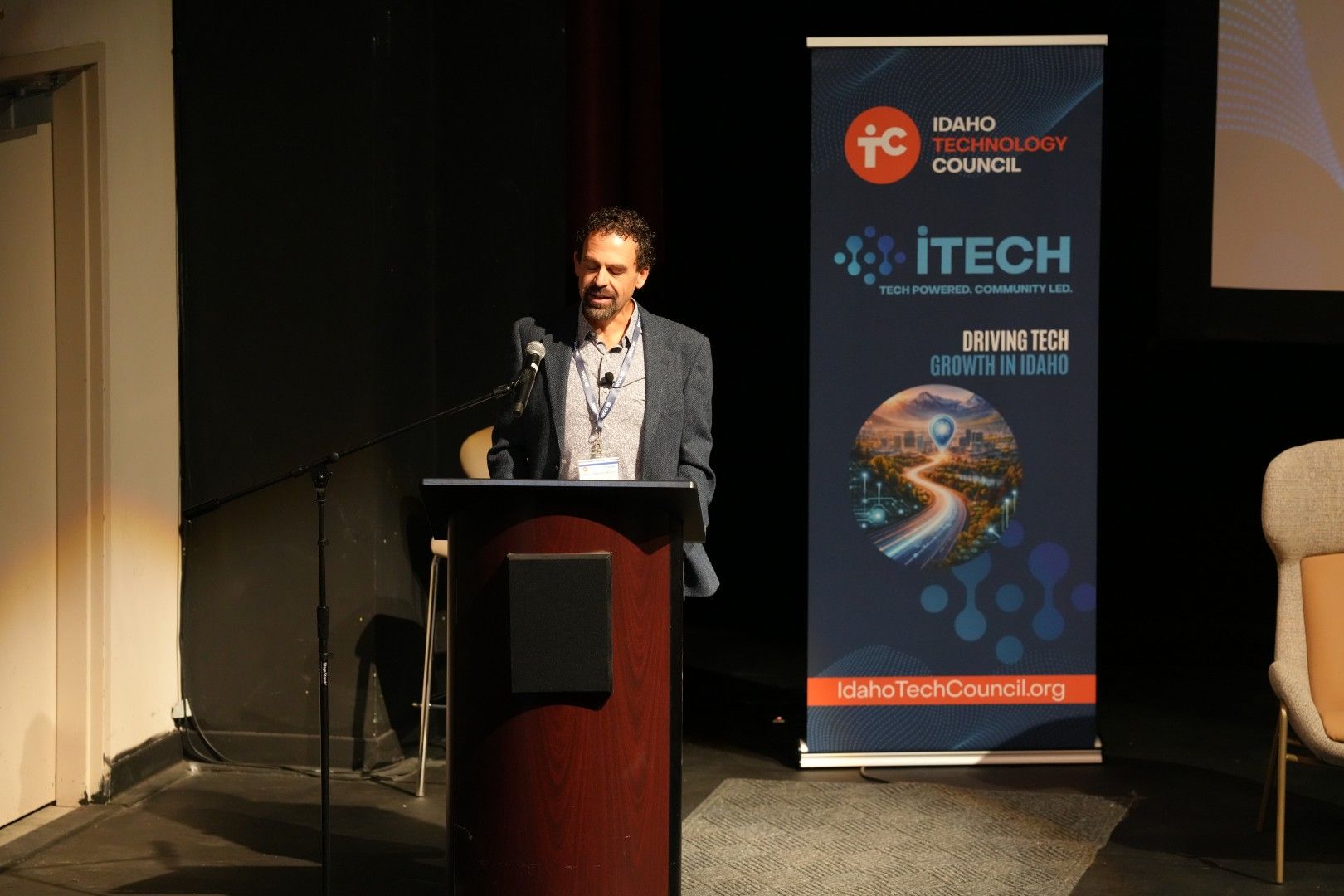 Keynote speaker addressing the iTECH Summit audience