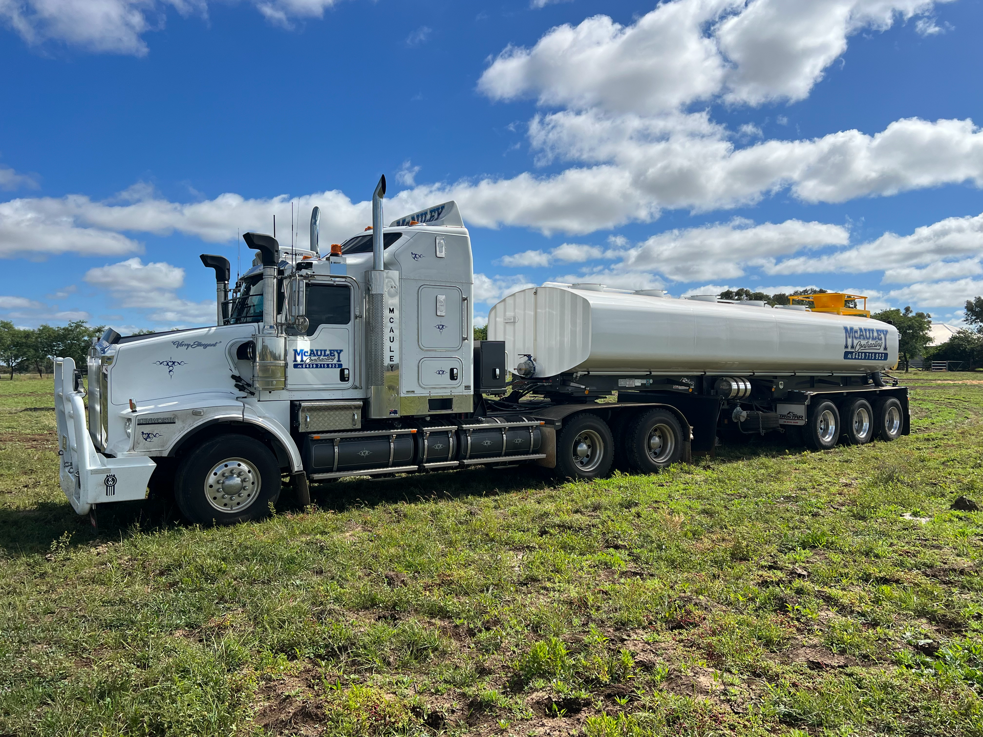 High capacity water tanker