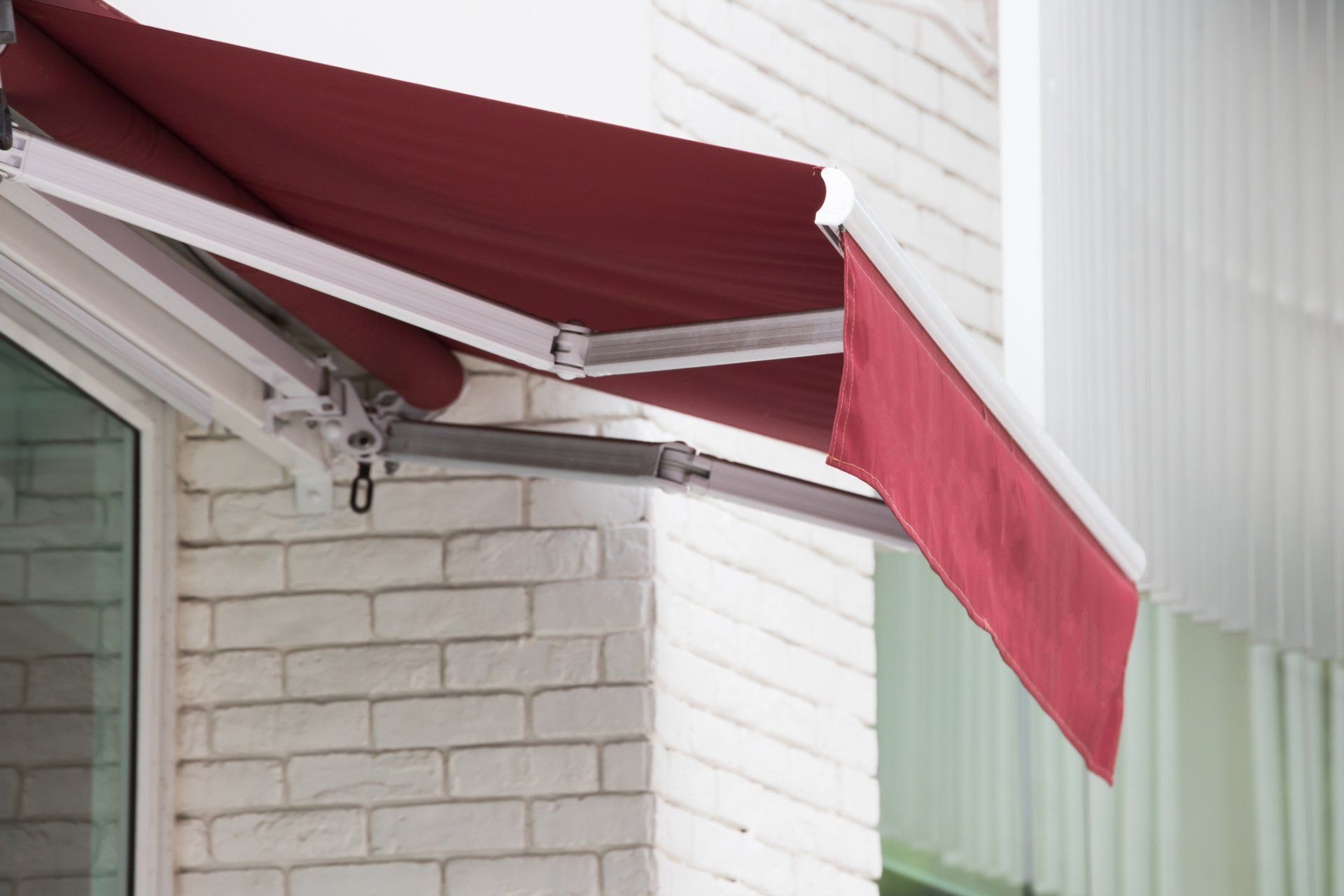 Retractable Awning Product - Glen Gardner, NJ - Canopy Erectors, Inc