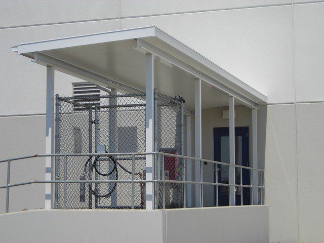 Awning Four Season - Glen Gardner, NJ - Canopy Erectors, Inc