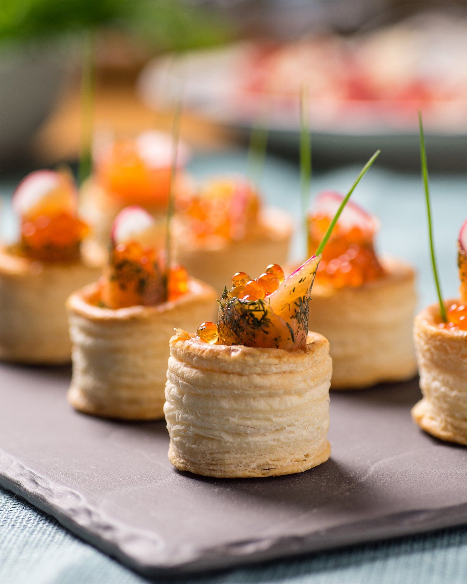 How to Wow Your Guests During Your Wedding Reception Cocktail Hour