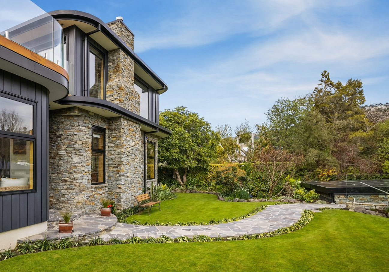 Why schist cladding is the best exterior solution for your home?