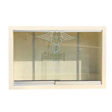 Vitrina contra muro