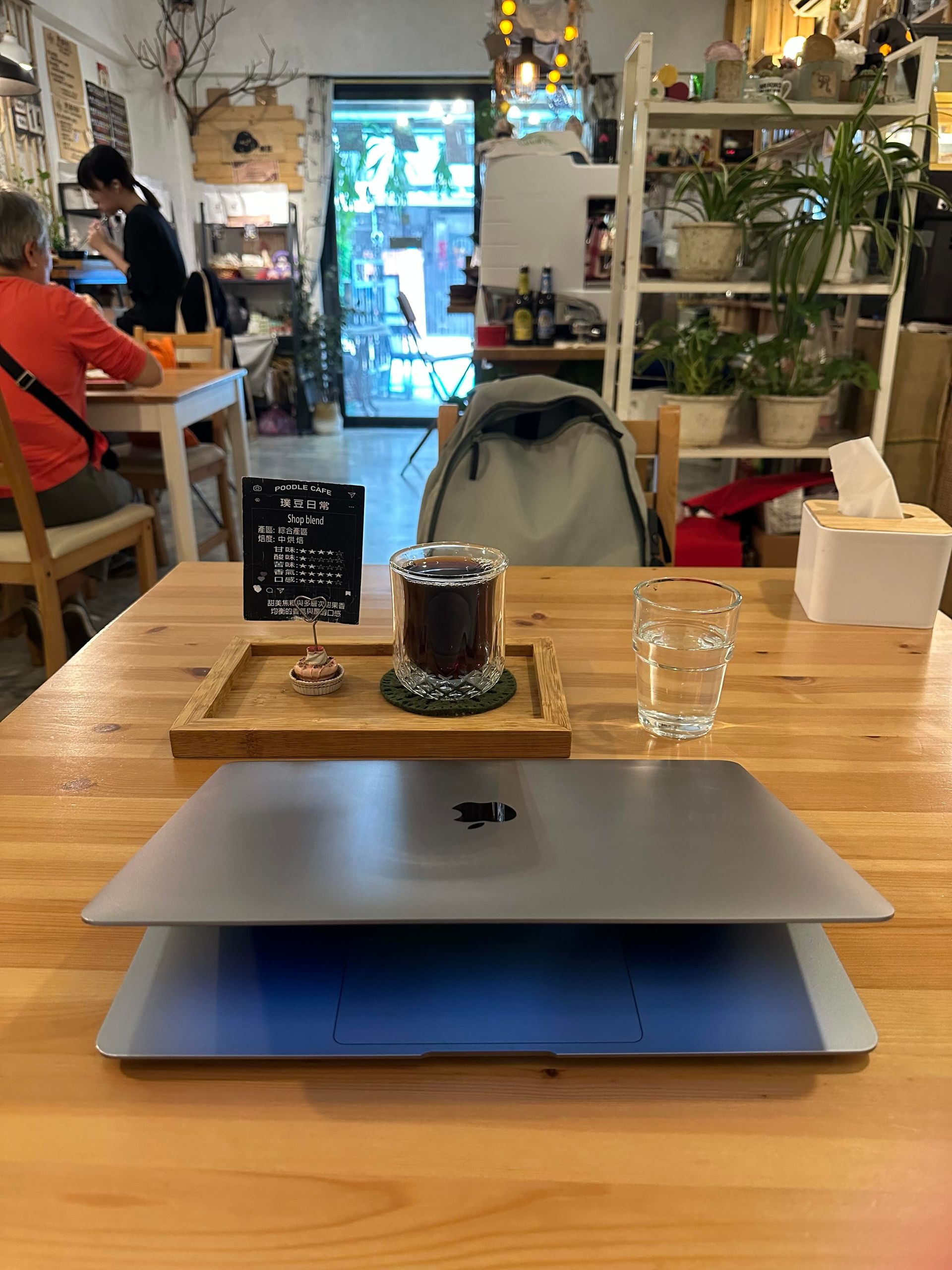台電大樓站咖啡廳，璞豆咖啡.日常
