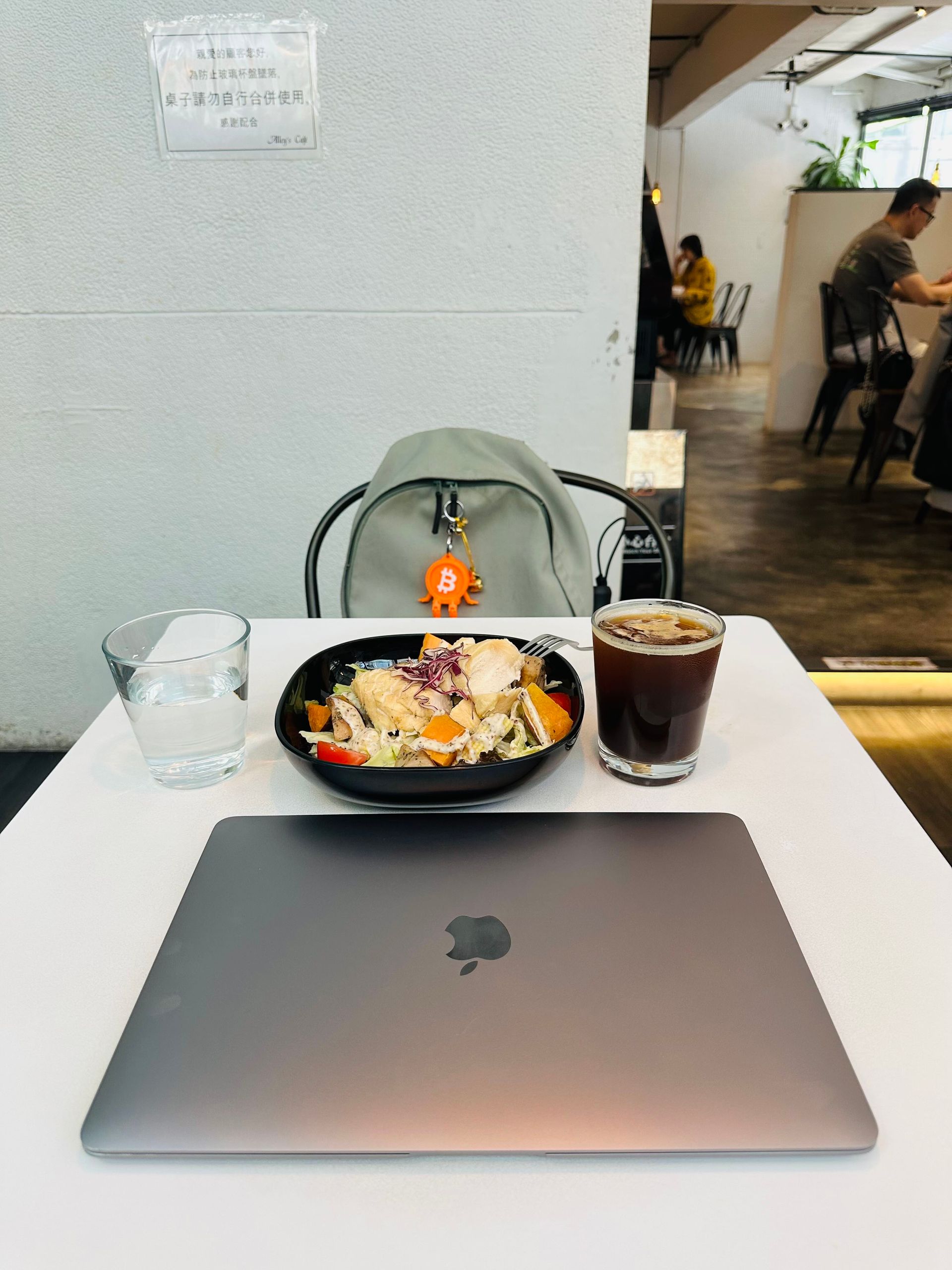 萬隆站咖啡廳，秘徑咖啡Alley's cafe