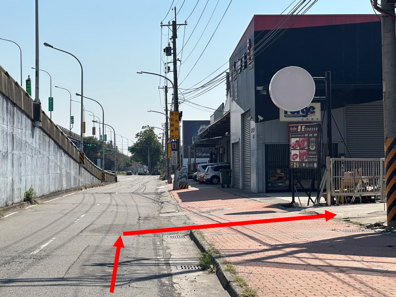 鑫旺汽車為專業極致鈑金烤漆廠,
位於台中市西區環中路3段58-19號
近台灣大道,74快速道路,朝馬路附近,廠房寬敞,停車方便,專為頂級車輛、超級跑車、各式進口特殊高價車,提供極致施工鈑金烤漆。本廠擁有深厚的鈑金烤漆經驗,鈑金烤漆師傅都是30年以上的資深專家,憑藉卓越的技術水準,及熱誠服務的心,為每一位客戶提供無與倫比的服務。鑫旺汽車的客戶多為稀有昂貴車種,
我們始終重視隱私,不方便公開具體車款資訊。選擇鑫旺汽車,您將體驗業界最頂尖的鈑金烤漆技術和無微不至的專業服務。