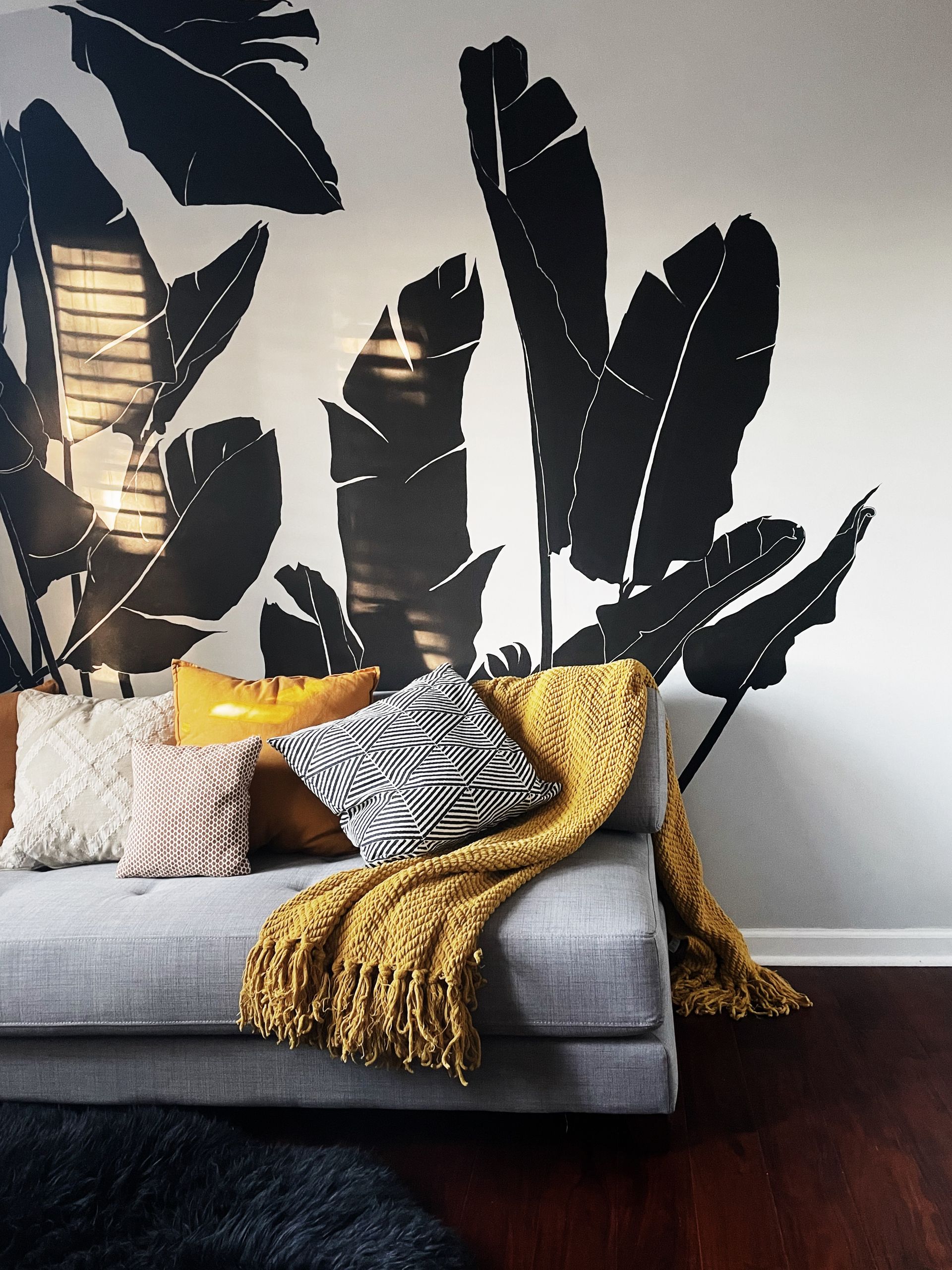 Valerie Kiser Design House and Lifestyle, Art, Clothing