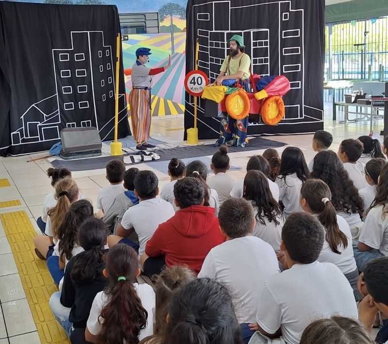 Apresentação teatral do espetáculo 