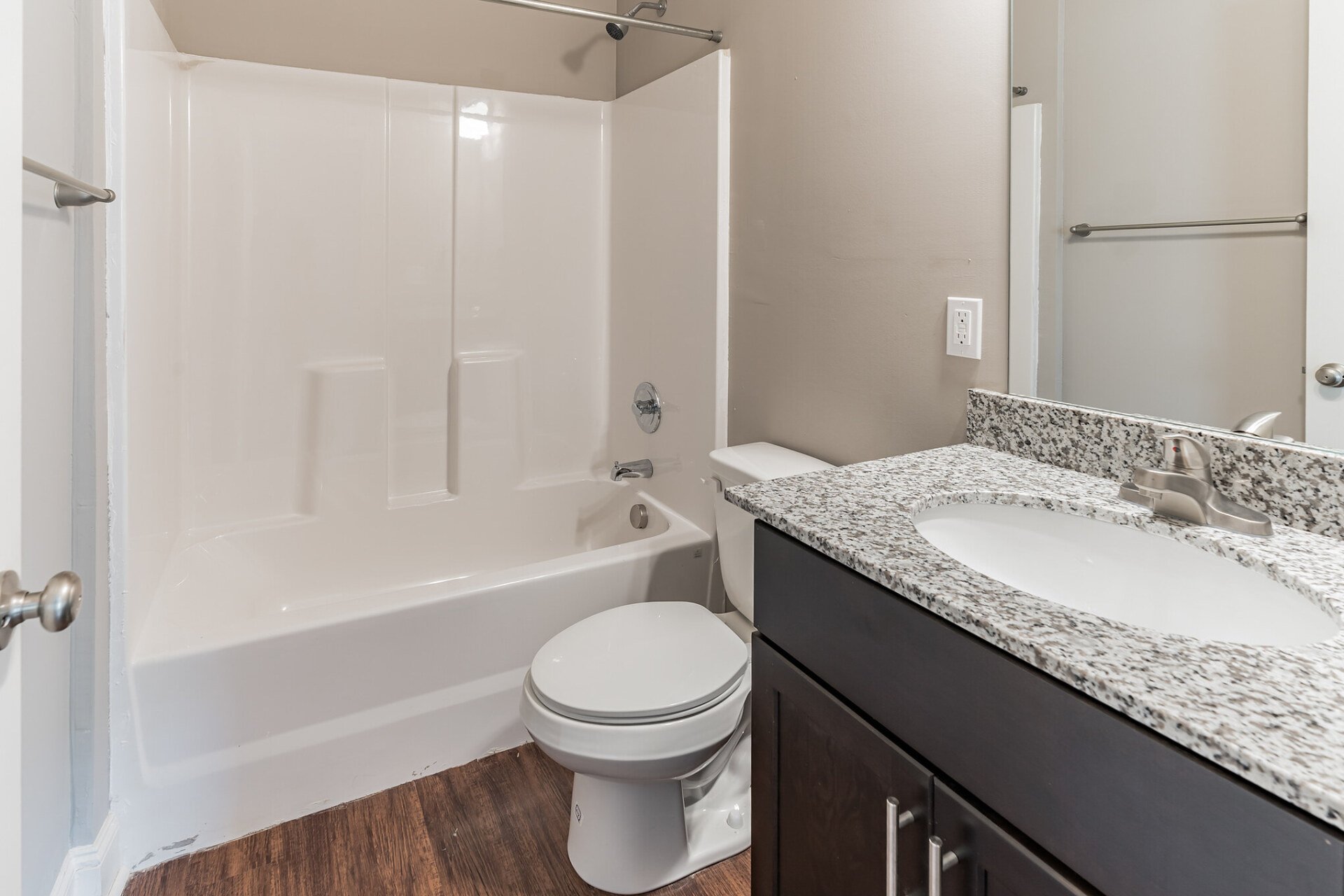 Tifton, Apartments for Rent / One & Two Bedroom Floor Plans