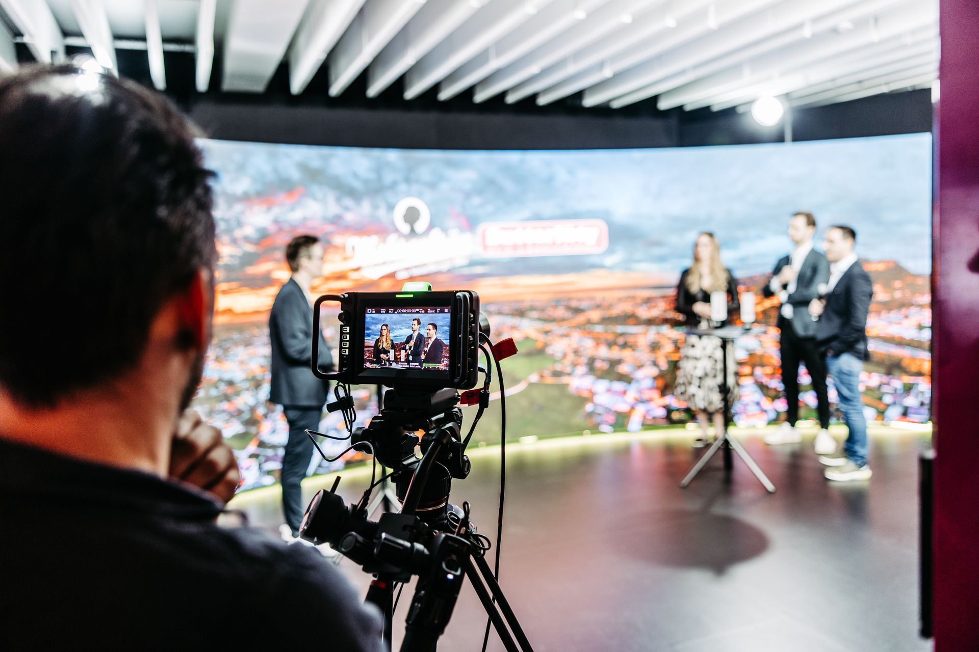 tv studio 