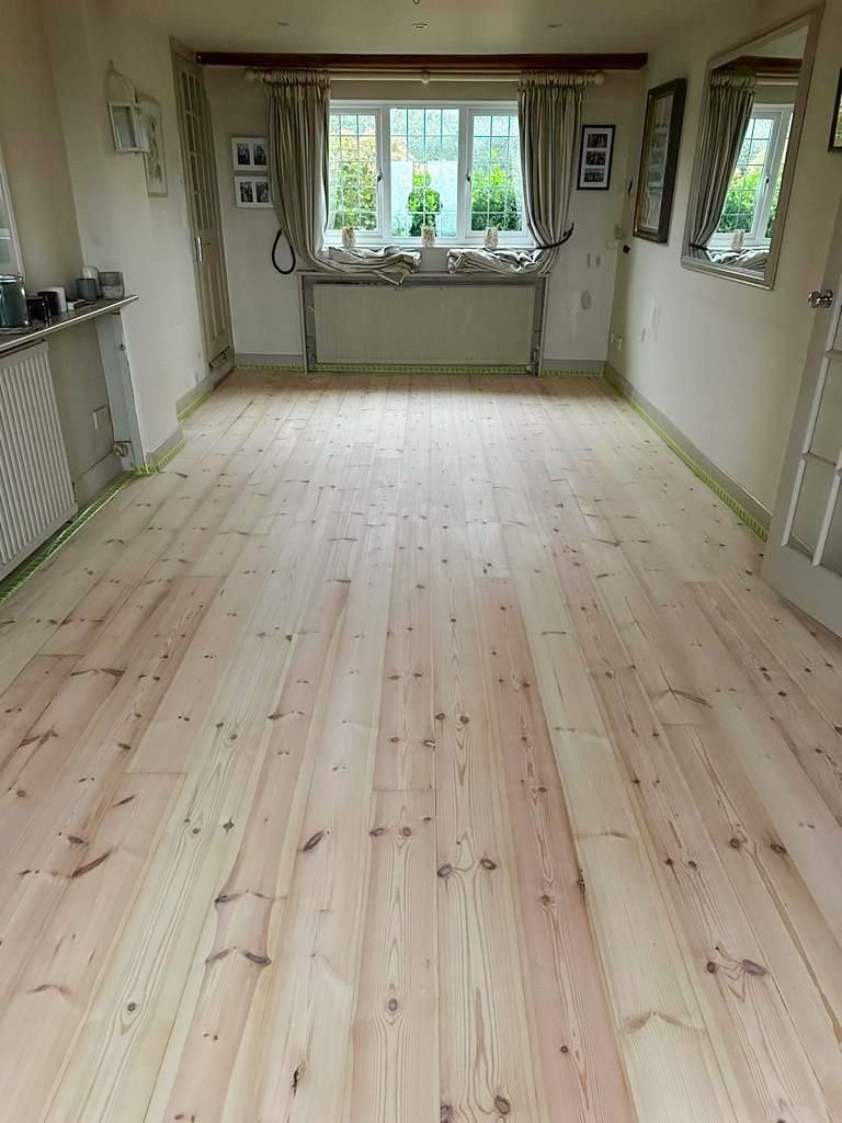 Wood flooring sanding in Kingsbridge