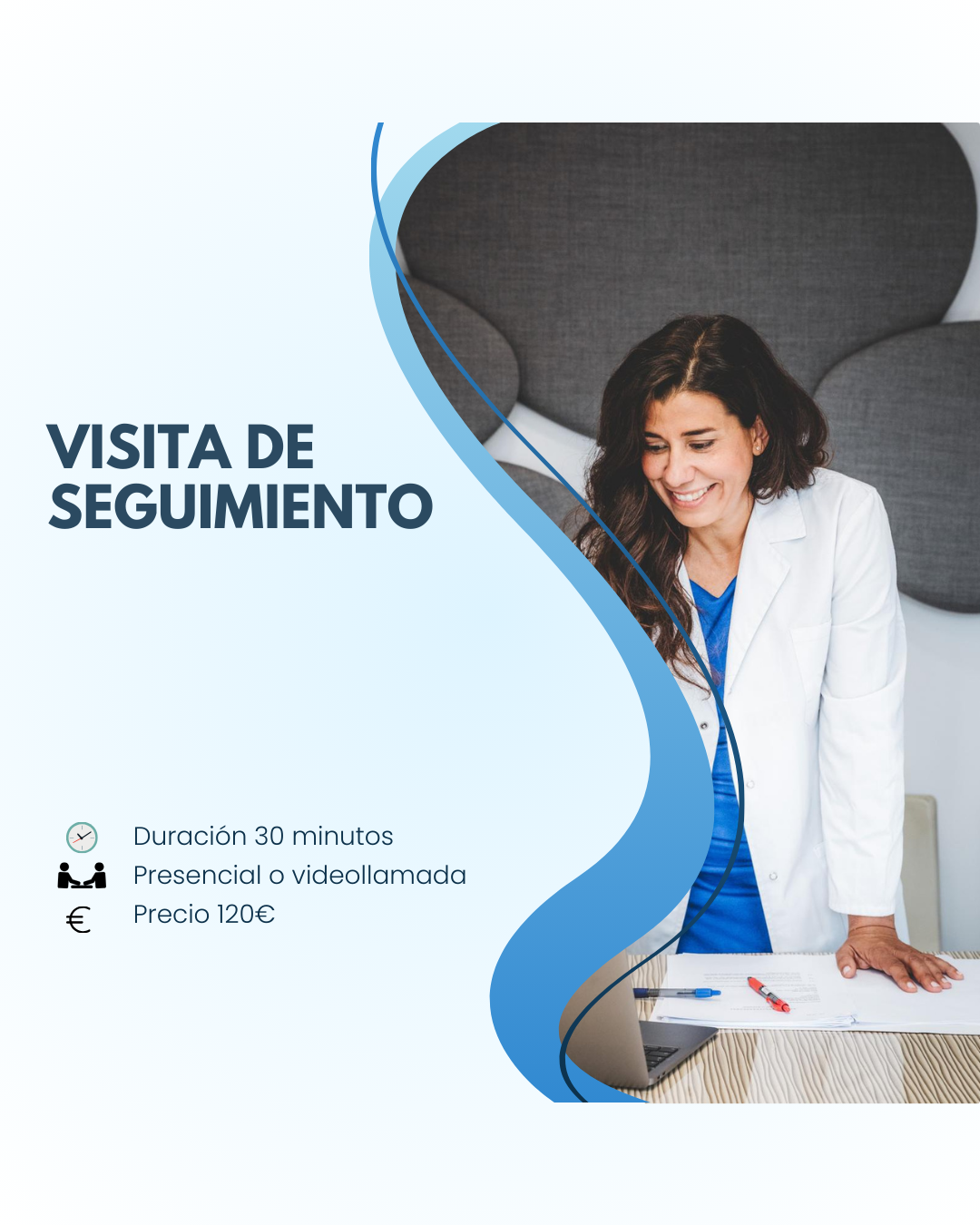 Visita de seguimiento con profesional en bata blanca, sonriendo y revisando documentos en un consultorio.