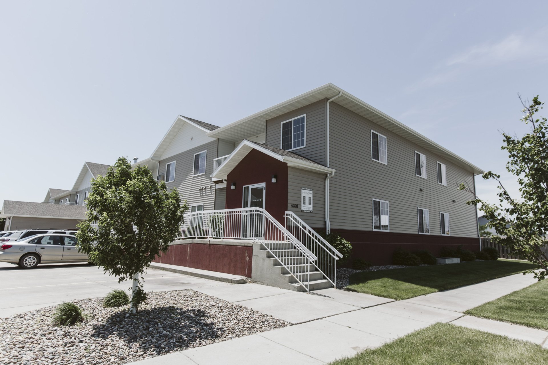 Property Details Silver Lake Apartments Mandan, ND