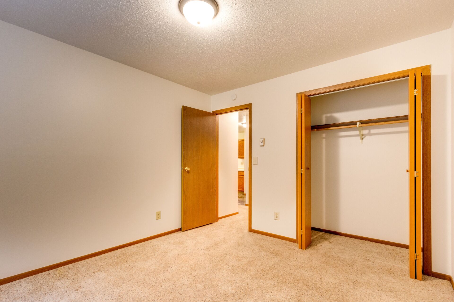 Property Details Oakwood Apartments Fargo, ND