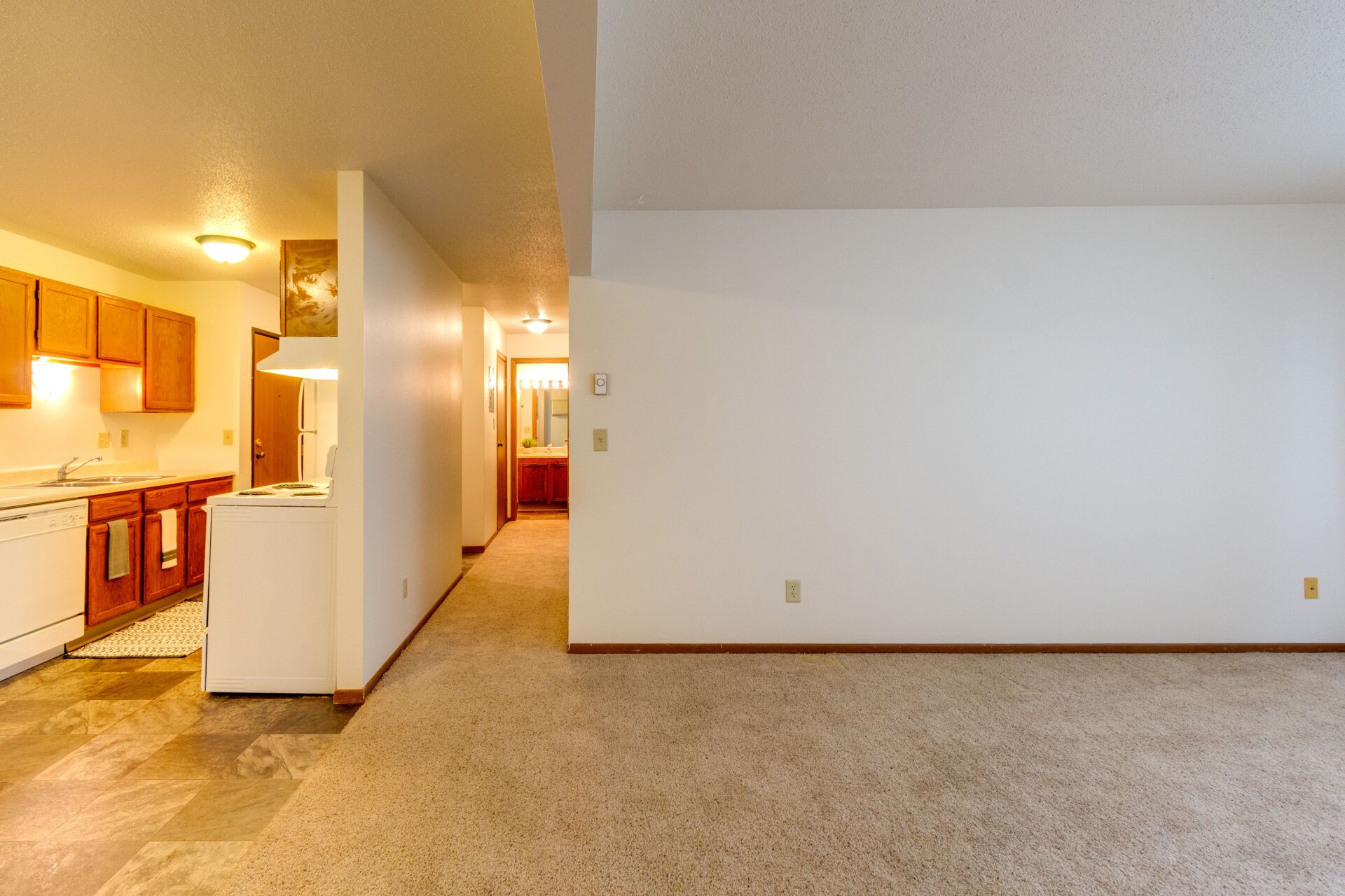 Property Details Oakwood Apartments Fargo, ND