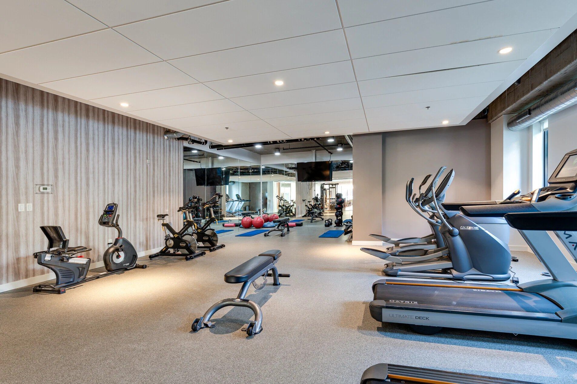 Fitness center at Brunsfield North Loop