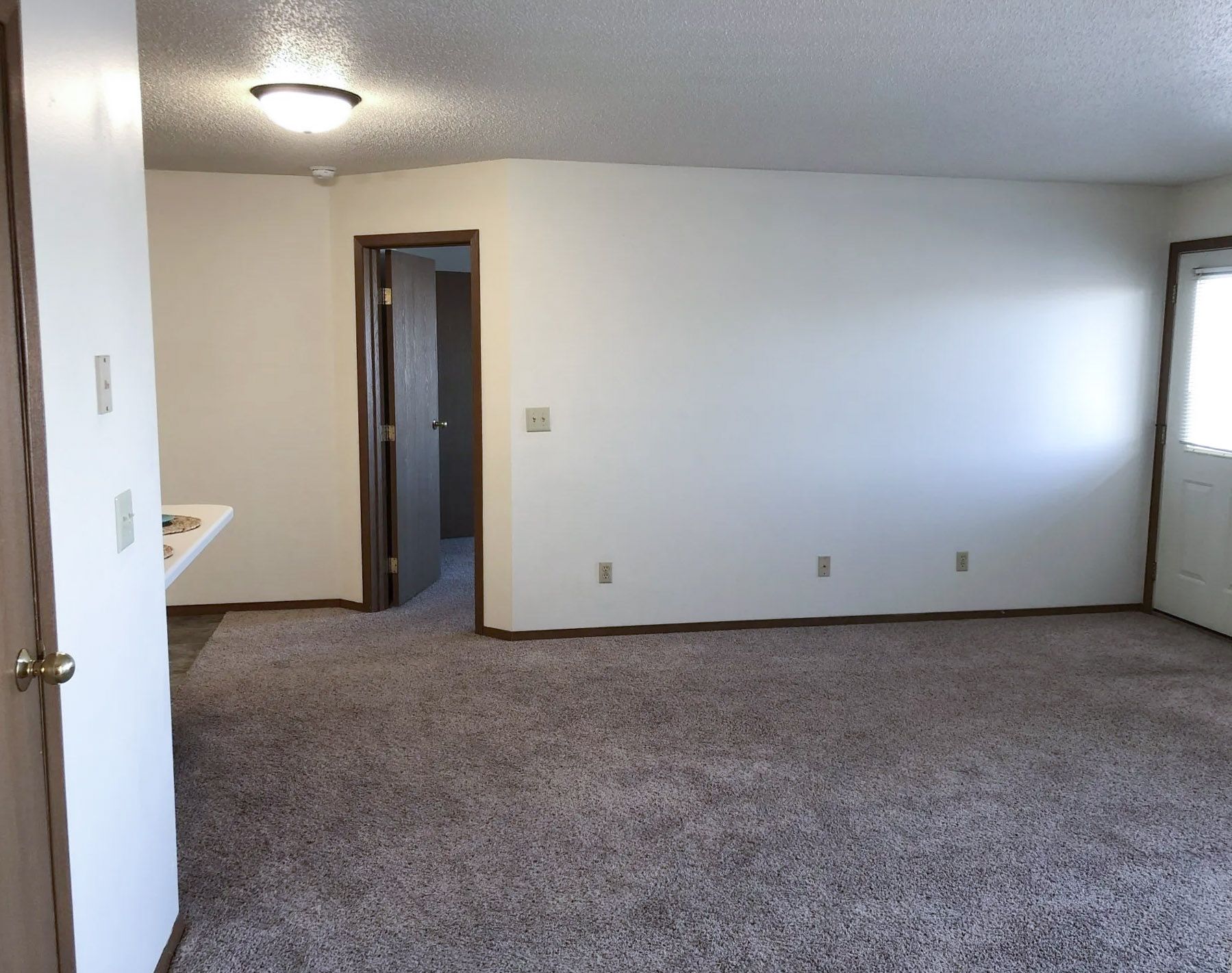 Archway Apartments - Living Room