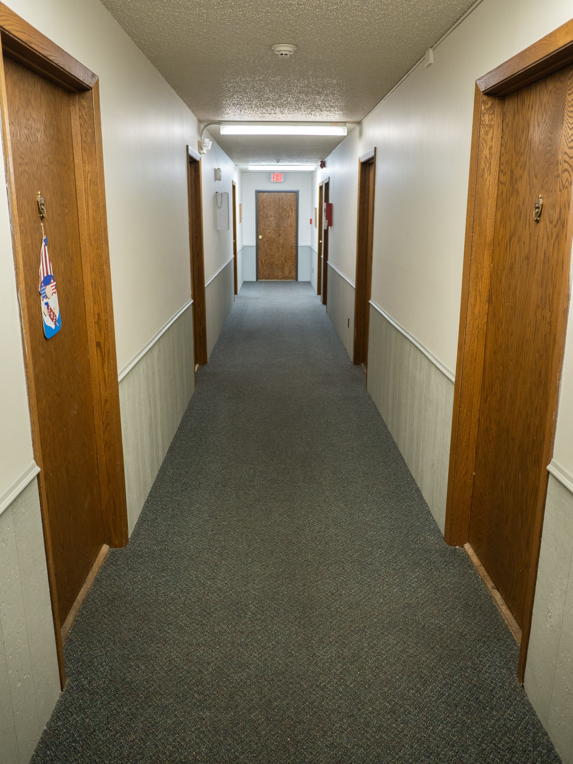 Gateway Circle Apartments - Hallway