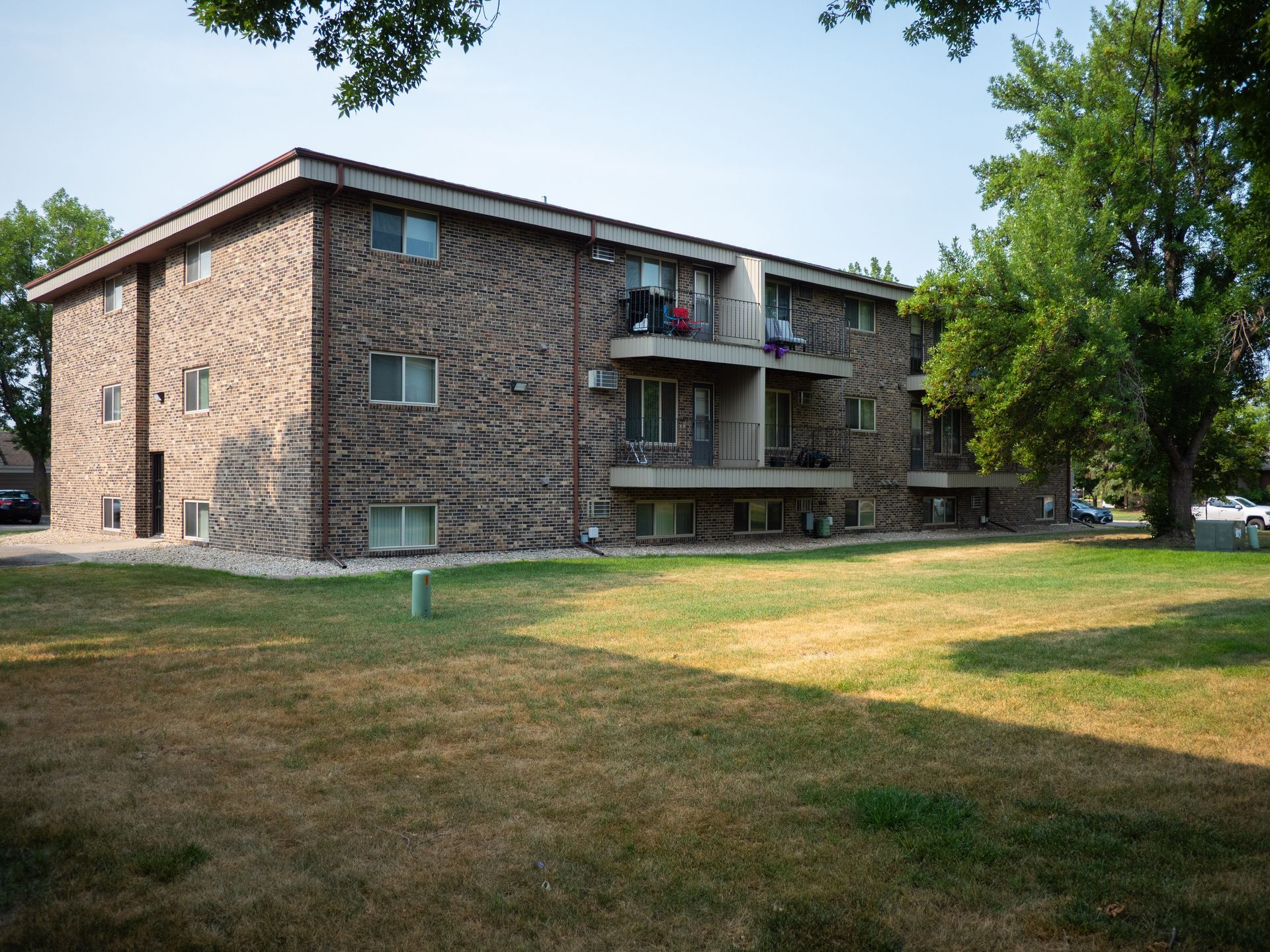Gateway Circle Apartments - Green Space