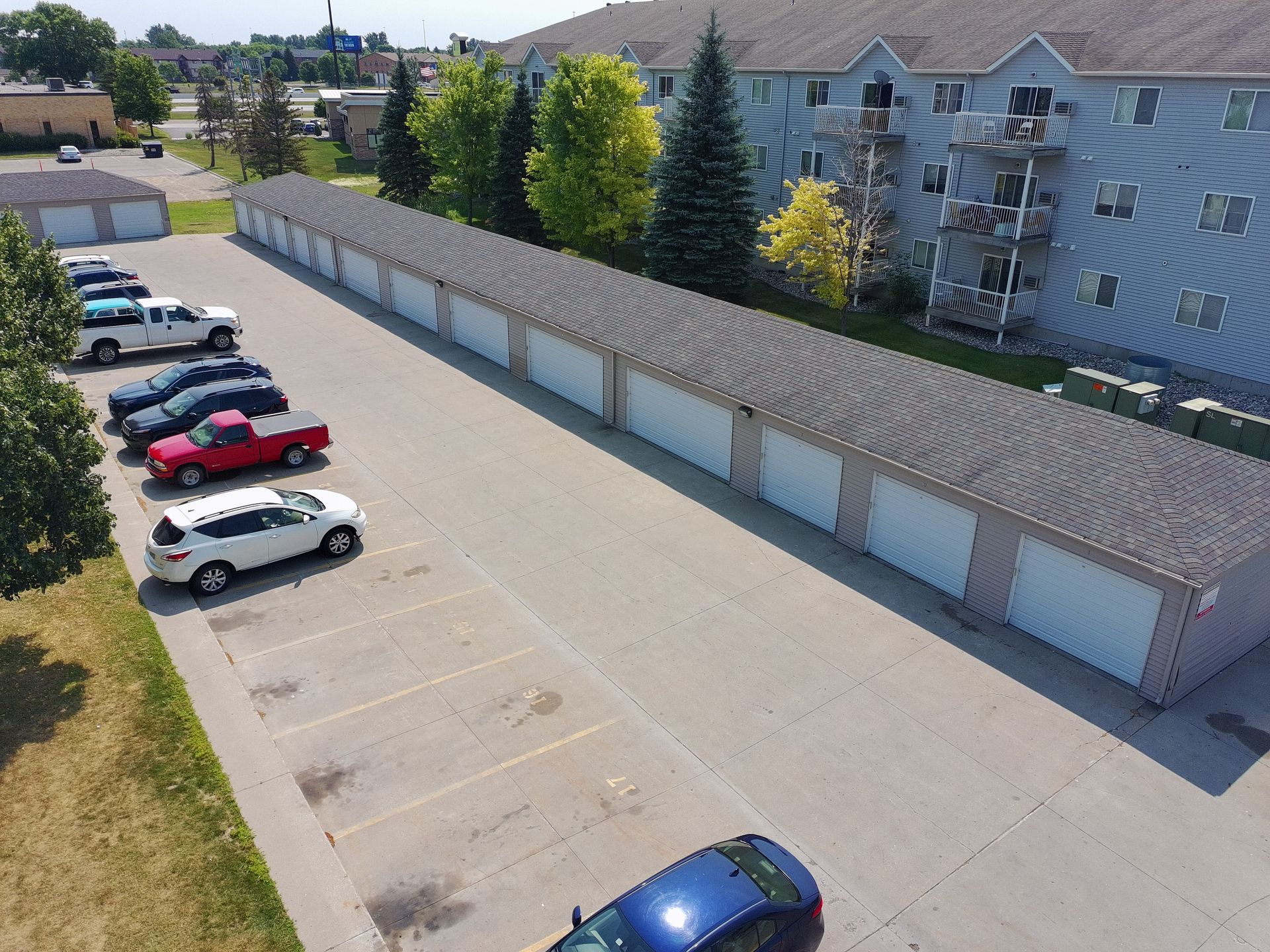Archway Apartments - Garages