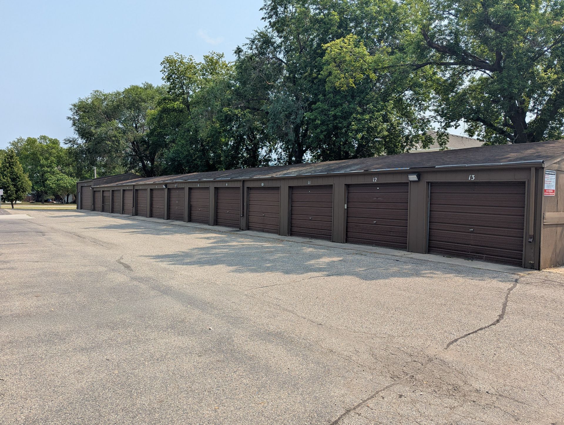 Gateway Circle Apartments - Garages