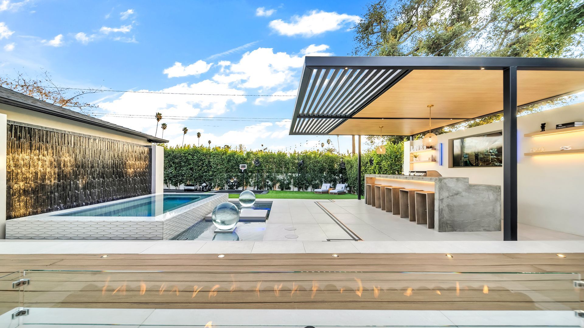 Custom pool and outdoor living space in Los Angeles. Designed and built by Westmod.