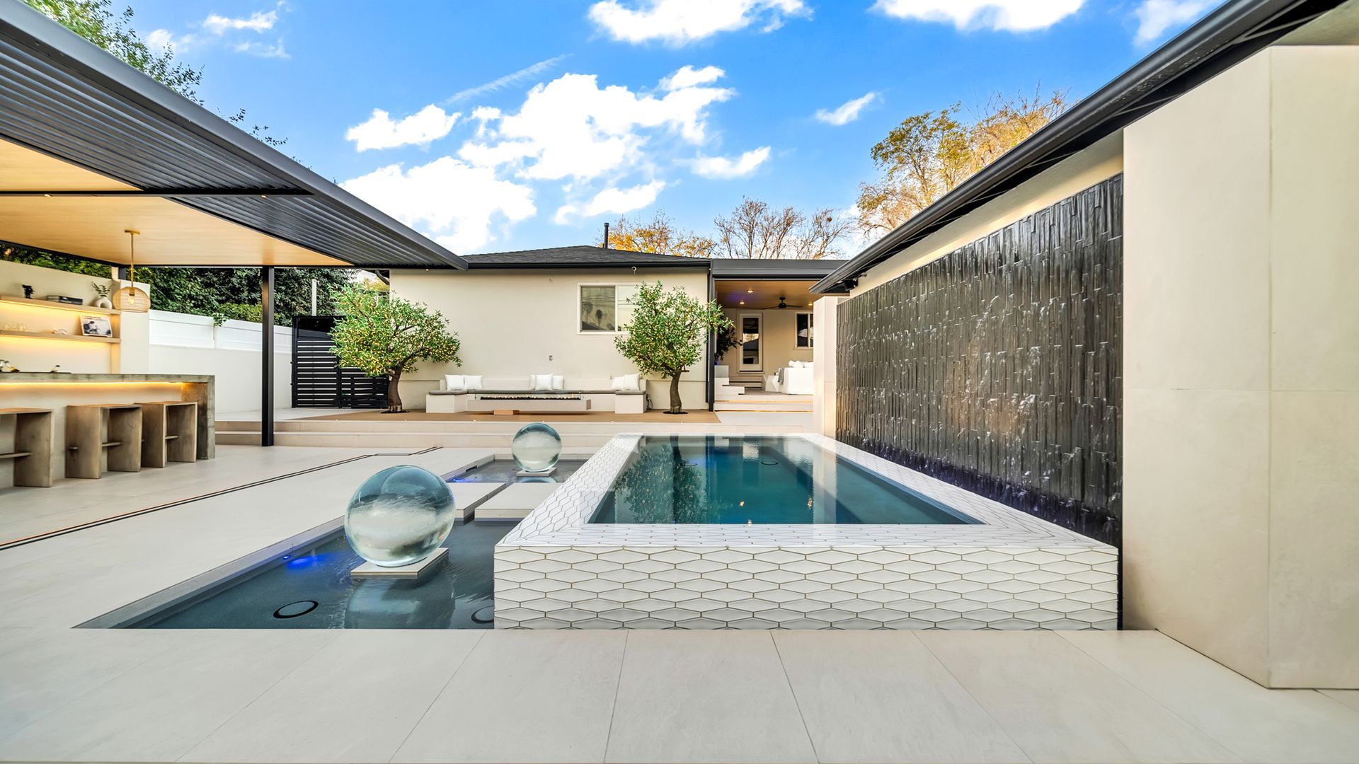 Custom pool and outdoor living space in Los Angeles. Designed and built by Westmod.