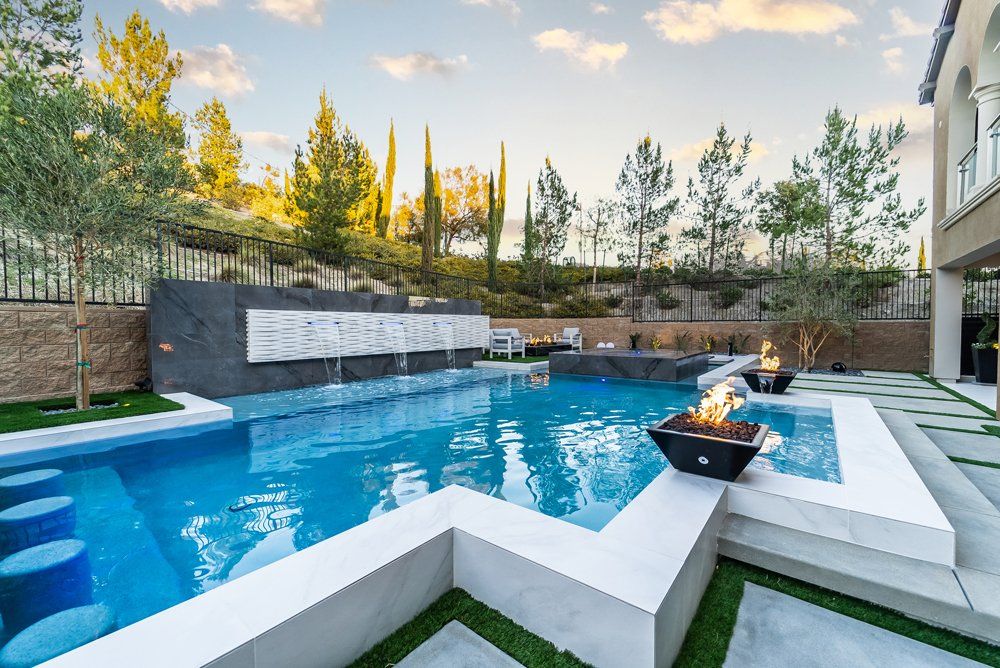 Luxury Swimming pool in Porter Ranch, CA.