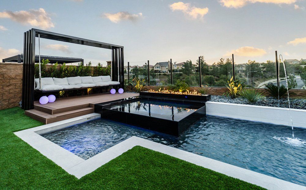 Luxury Swimming pool in Porter Ranch, CA.