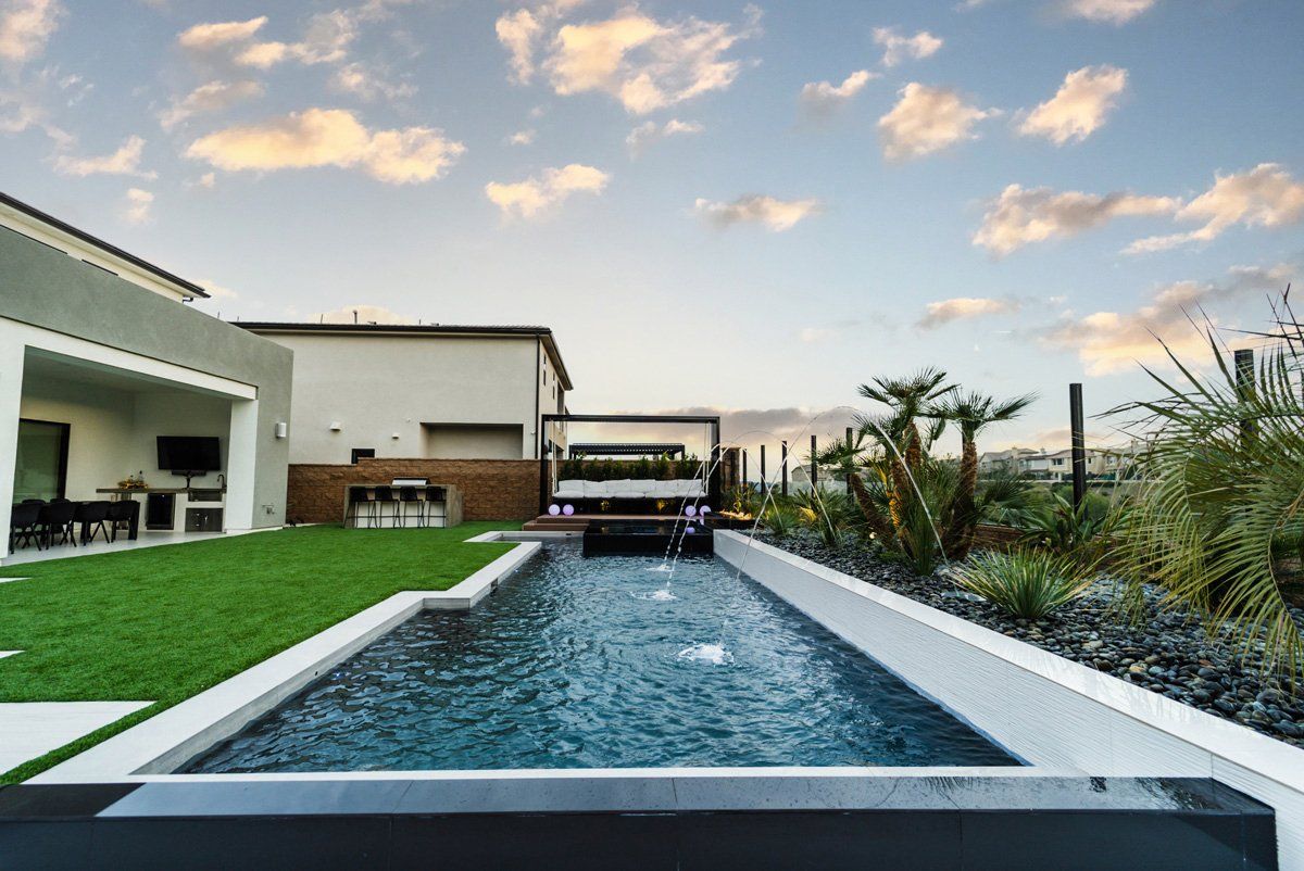 Luxury Swimming pool in Porter Ranch, CA.