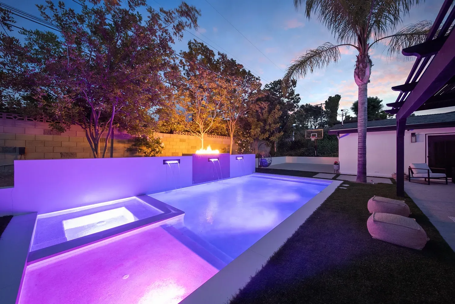 Luxury Swimming pool in Porter Ranch, CA. Luxury Swimming pool in Porter Ranch, CA.