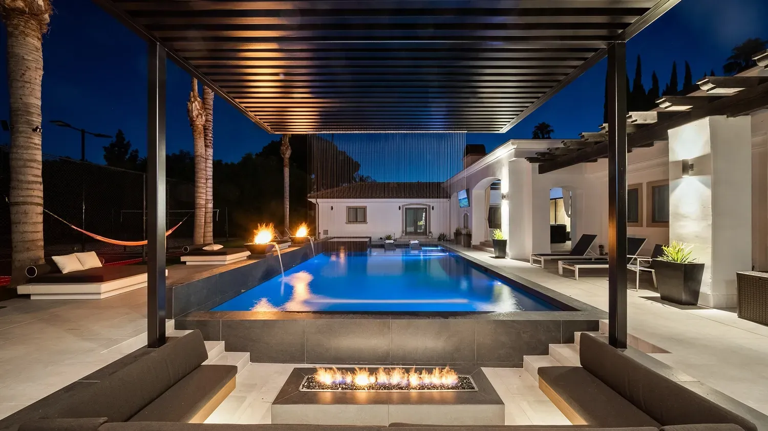 Luxury swimming pool and outdoor living space project located in Northridge, CA by Westmod.