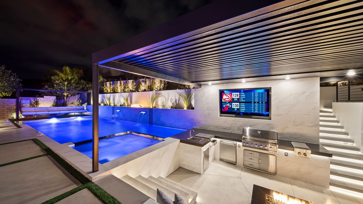 Luxury Swimming pool in Porter Ranch, CA. Luxury Swimming pool in Porter Ranch, CA.