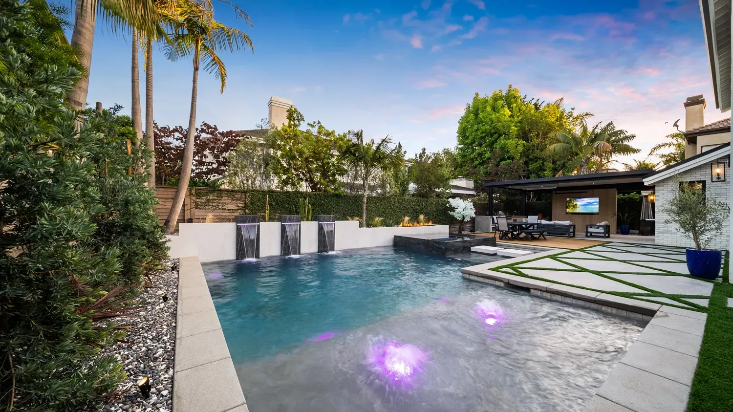Custom swimming pool design and build project in California by Westmod.