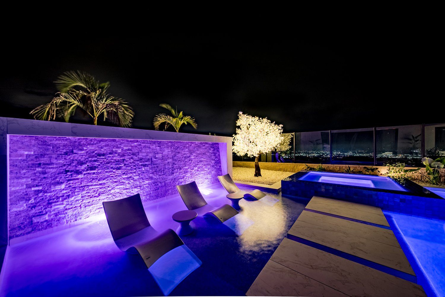 Luxury Swimming pool in Porter Ranch, CA. Luxury Swimming pool in Porter Ranch, CA.